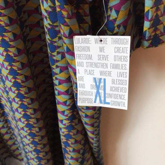 NWT Irma LuLaRoe Top - Picture 4 of 5